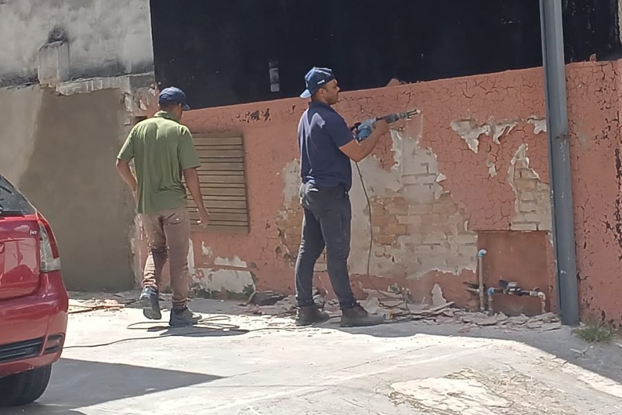 Precisa de conserto rápido e confiável? No Doutor Conserta Tudo, resolvemos seus problemas com qualidade, agilidade e preço justo. Solicite seu orçamento agora!